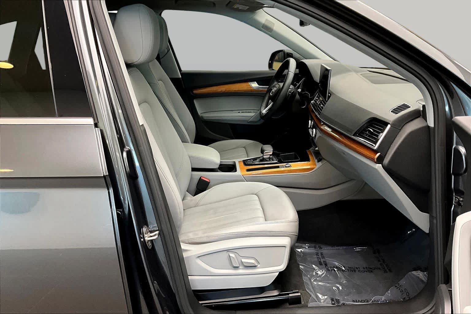 Used 2023 Audi Q5 2.0T Premium Plus AWD/4WD image 9