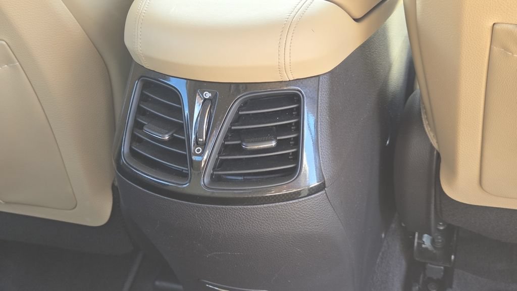 Used 2014 Hyundai Azera Limited FWD image 32