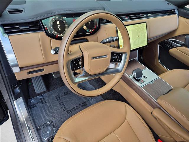 Used 2026 Land Rover Range Rover Long Wheelbase SE AWD/4WD image 10
