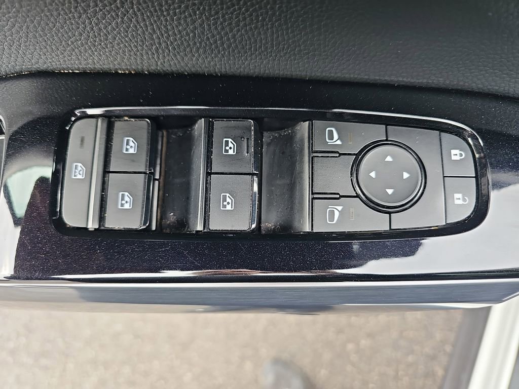 Used 2024 Nissan Pathfinder SL w/ SL Premium Package image 33