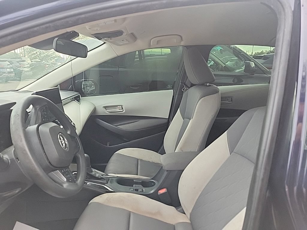 Used 2023 Toyota Corolla LE FWD image 6