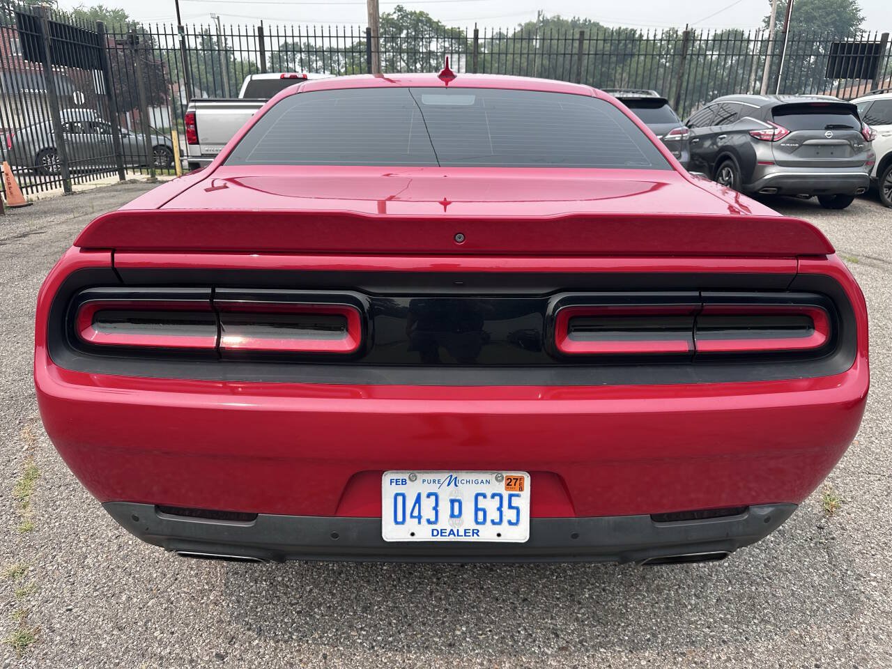 Used 2015 Dodge Challenger R/T Plus RWD image 6