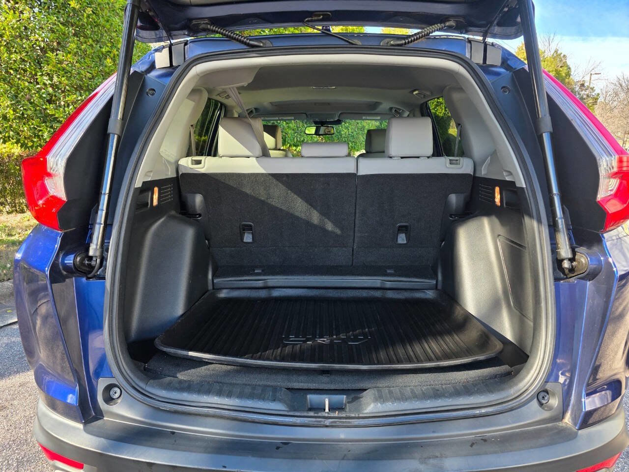 Used 2017 Honda CR-V Touring image 40