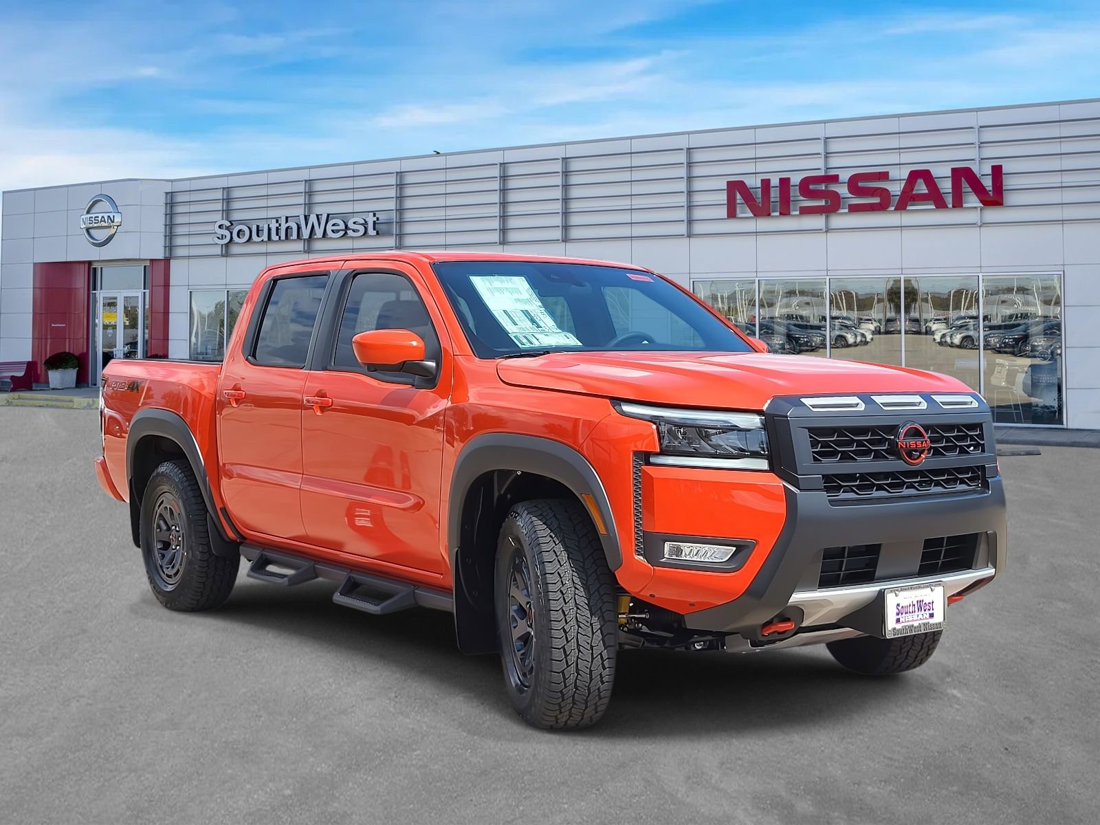 New 2026 Nissan Frontier PRO-4X w/ Pro-4x Convenience Package image 4