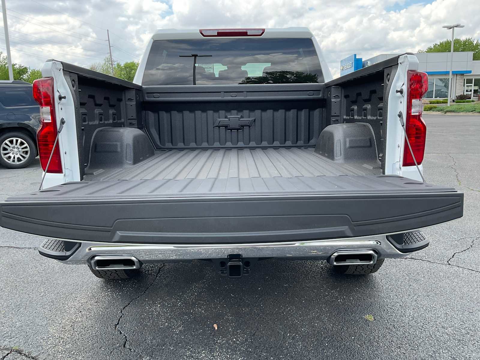 New 2025 Chevrolet Silverado 1500 LT AWD/4WD image 31