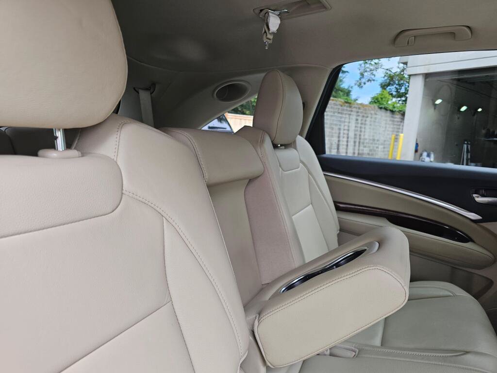 Used 2018 Acura MDX SH-AWD w/ Technology Package image 12