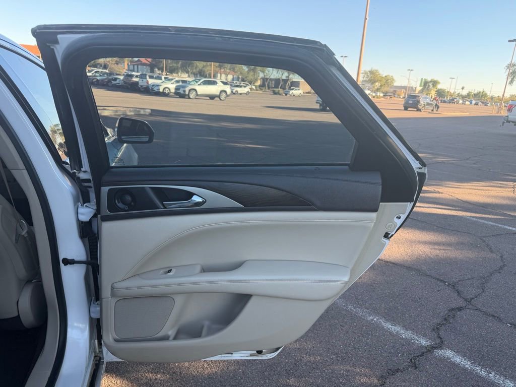 Used 2018 Lincoln MKZ Reserve w/ Technology Package image 16