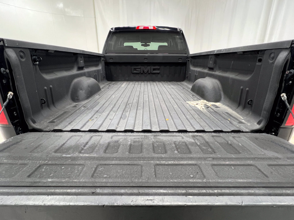Used 2016 GMC Sierra 2500 SLT AWD/4WD image 28