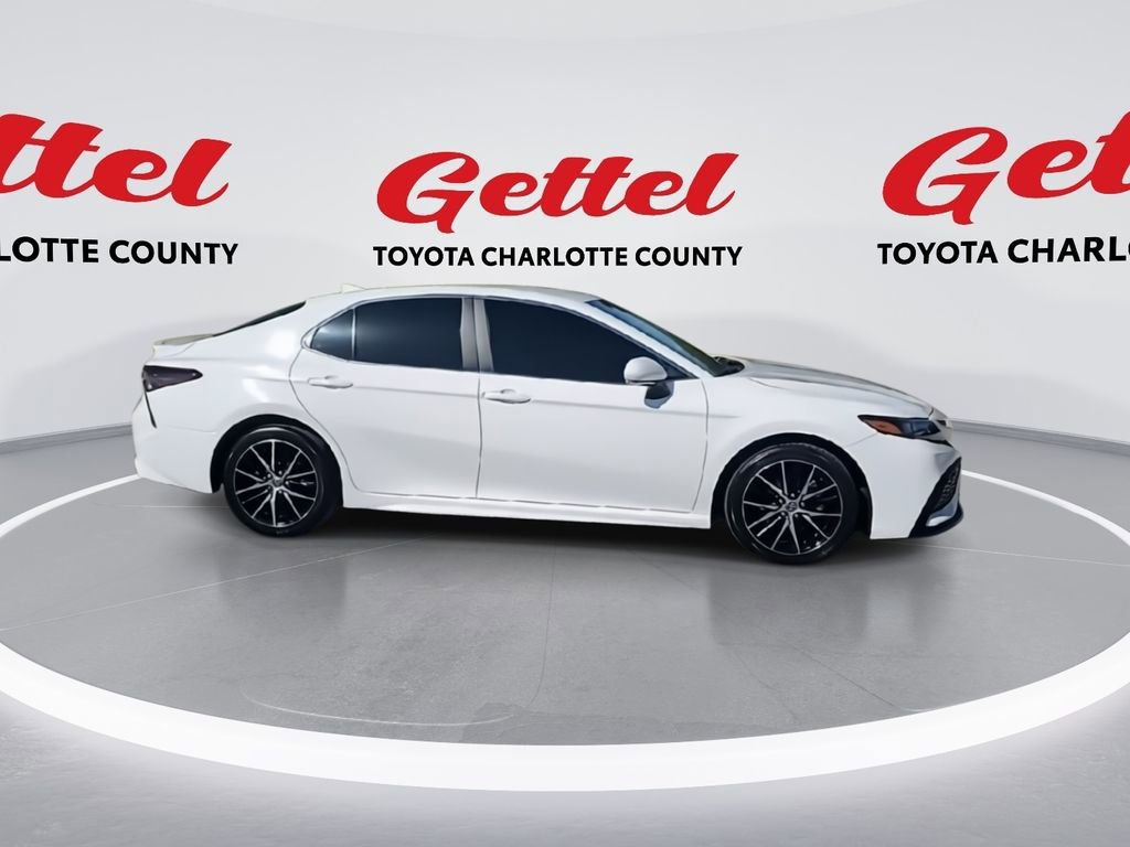 Certified 2023 Toyota Camry SE image 9