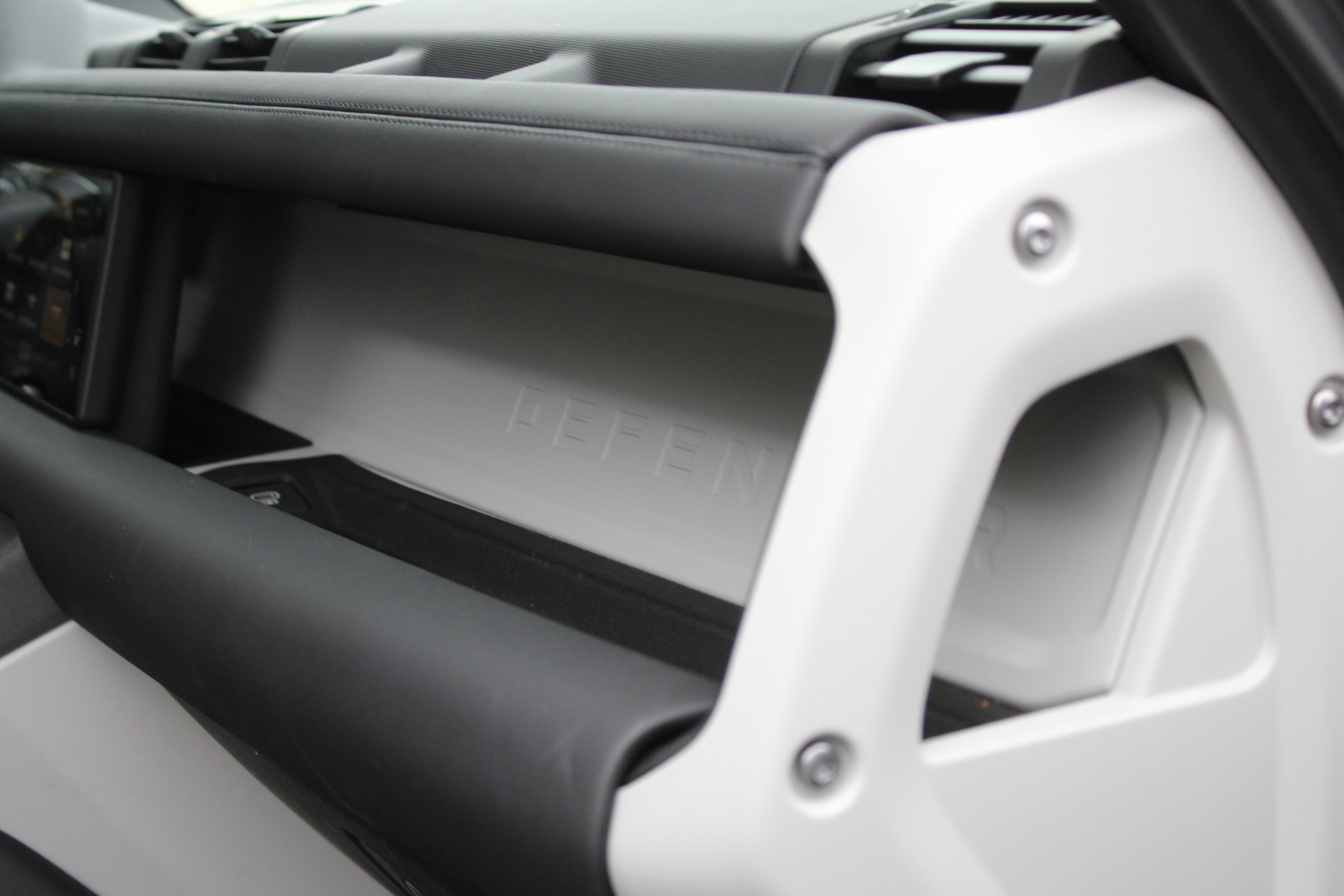 Used 2024 Land Rover Defender 110 S image 51