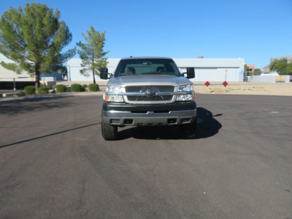 Used 2004 Chevrolet Silverado 2500 LS w/ Skid Plate Package AWD/4WD image 11