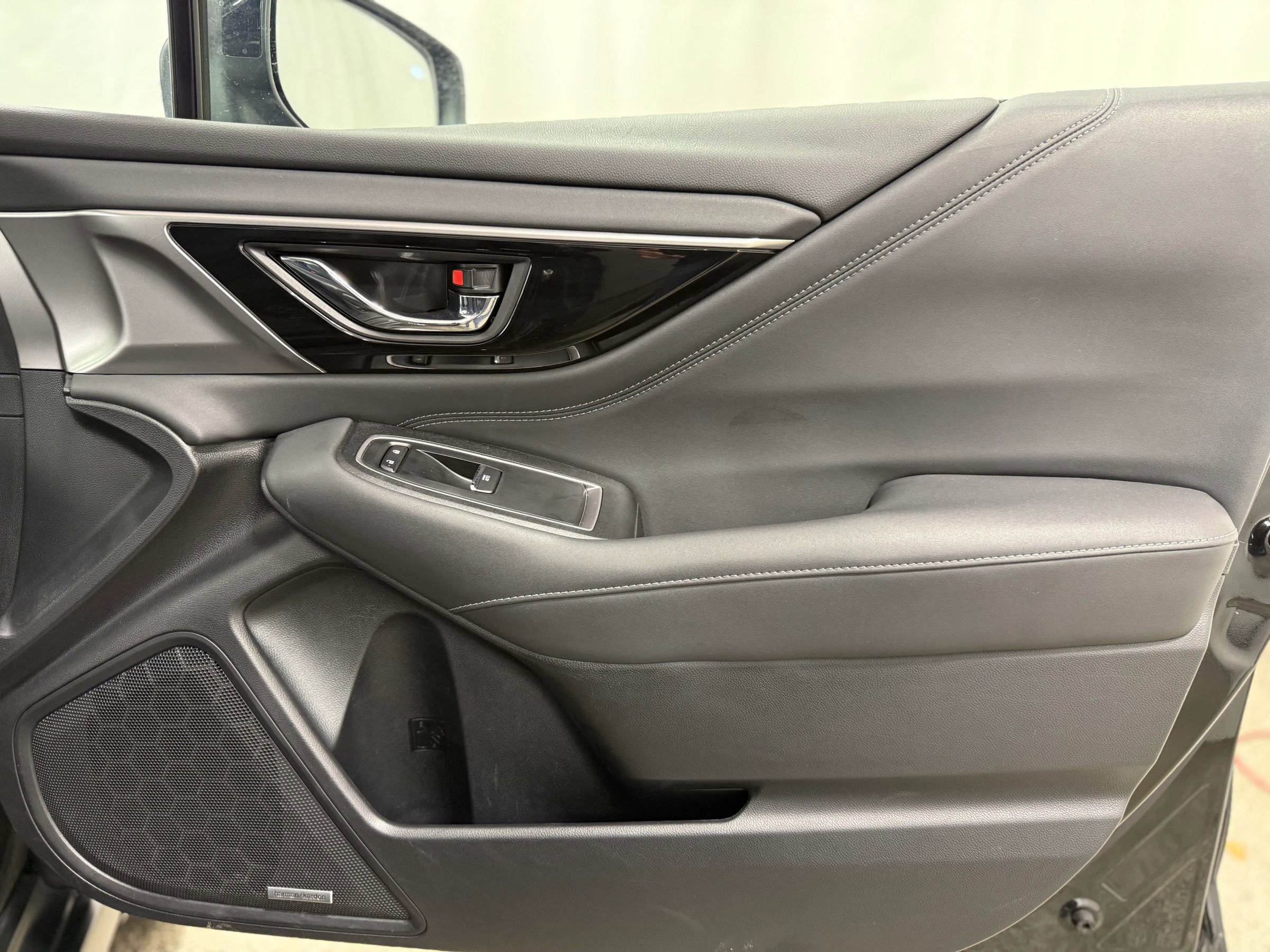 Used 2022 Subaru Outback Limited XT image 25