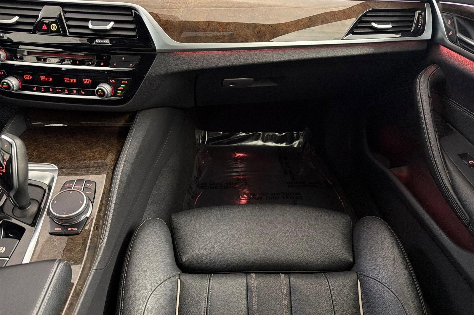Used 2019 BMW 530i RWD image 28