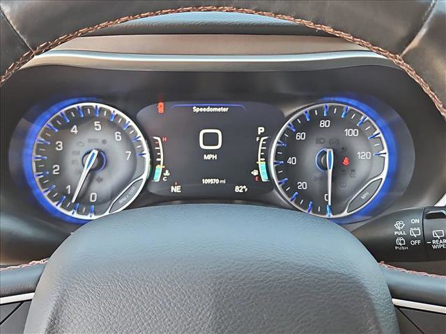 Used 2017 Chrysler Pacifica Touring-L Plus image 11