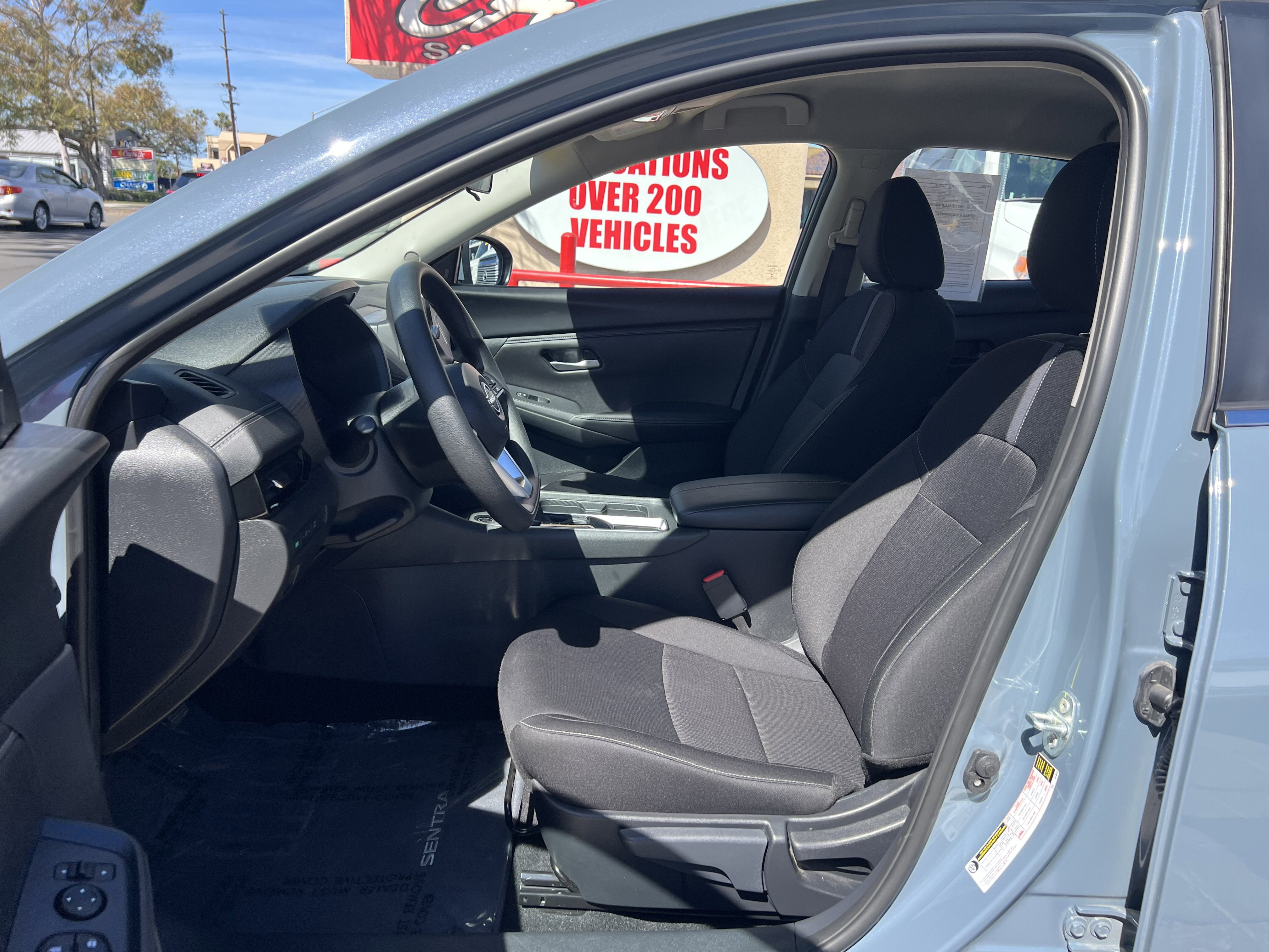 Used 2025 Nissan Sentra SV w/ Trunk Package FWD image 12