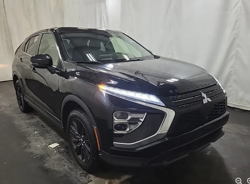 Used 2024 Mitsubishi Eclipse Cross LE AWD/4WD image 5