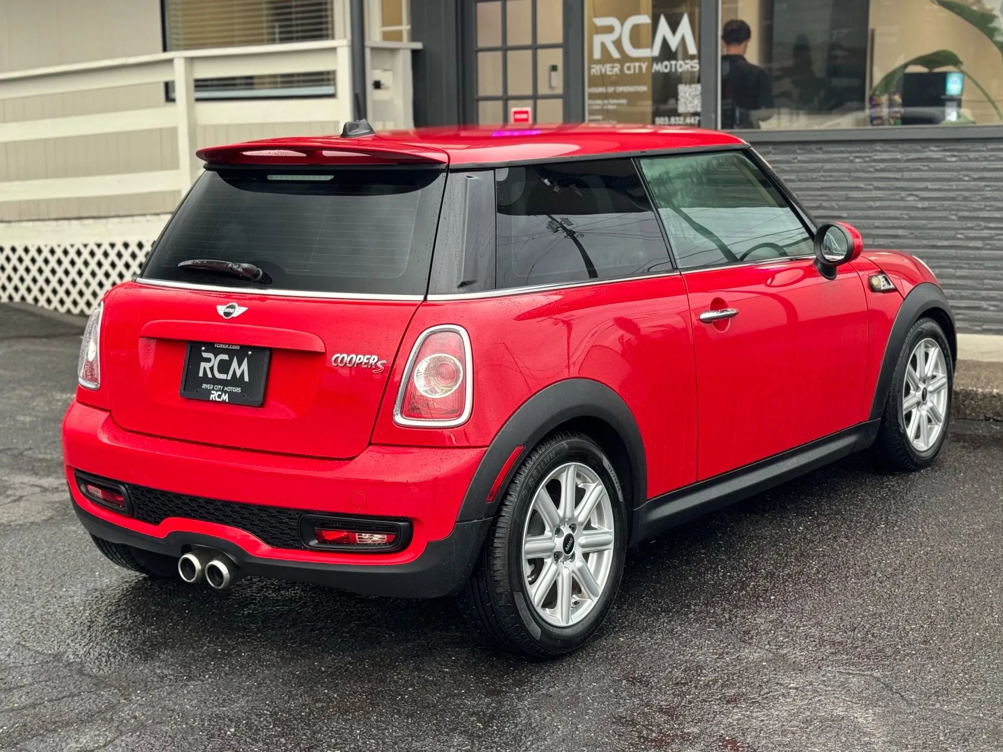 Used 2013 MINI Cooper S w/ Mini Connected Pkg image 5