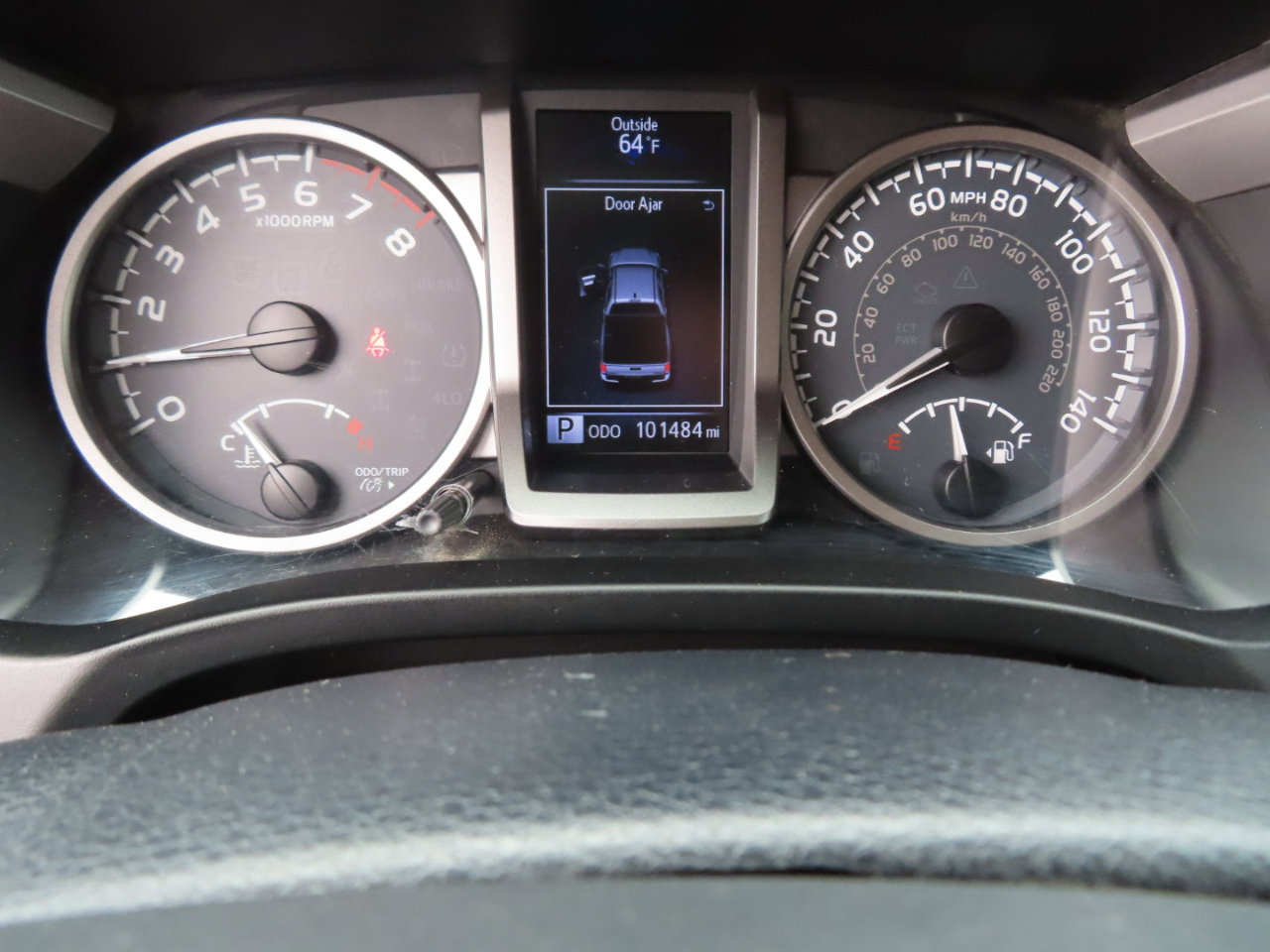 Used 2019 Toyota Tacoma SR5 image 29