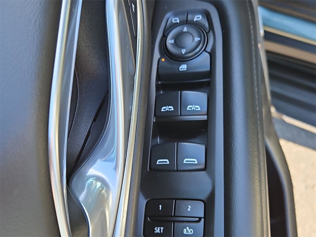 Certified 2024 Chevrolet Suburban LT image 23