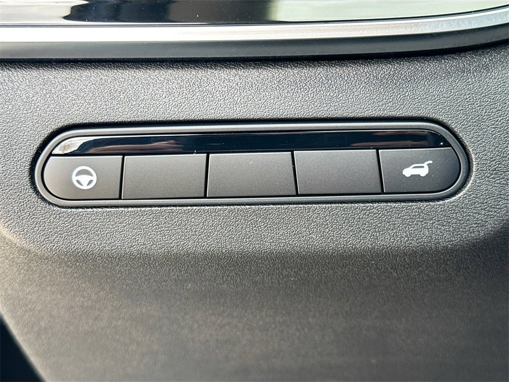 New 2026 INFINITI QX60 Luxe w/ Cargo Package image 10