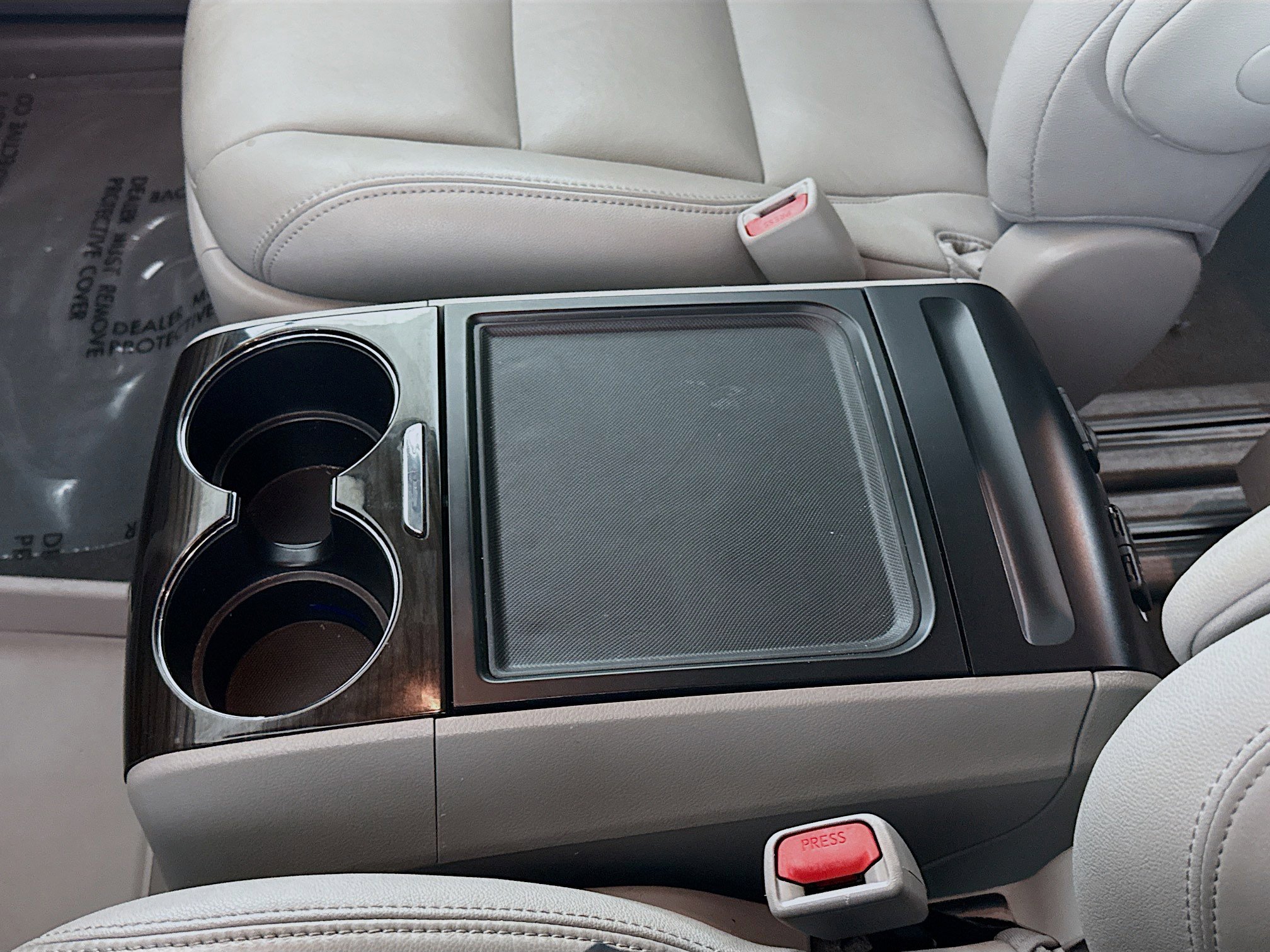 Used 2020 Toyota Sienna XLE FWD image 18