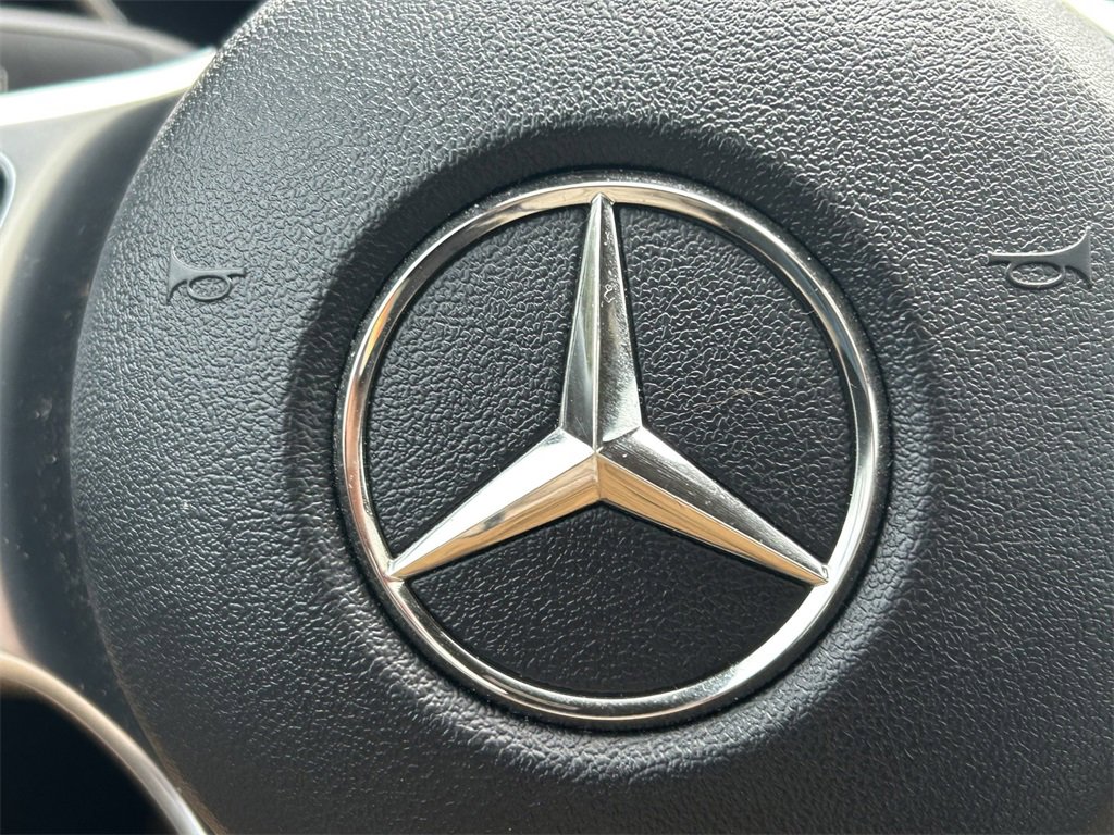 Used 2021 Mercedes-Benz C 300 Sedan image 37