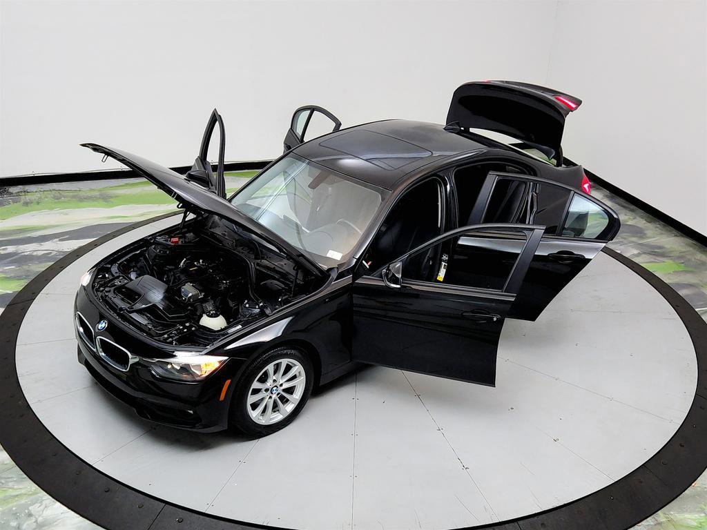 Used 2016 BMW 320i Sedan image 17