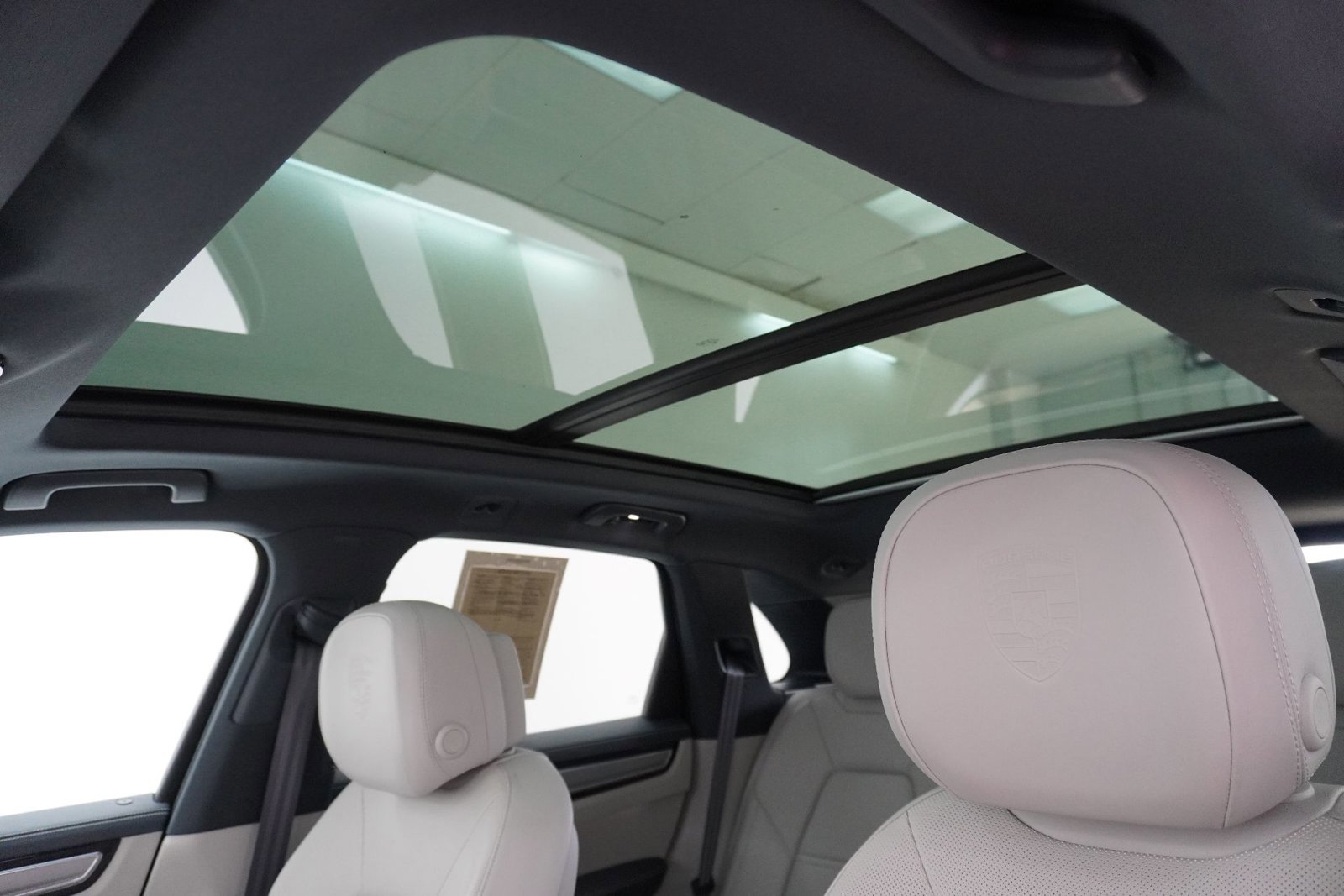 Certified 2023 Porsche Cayenne S image 30