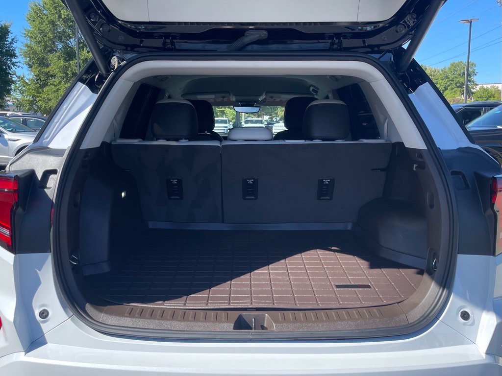 Used 2026 GMC Terrain Denali AWD/4WD image 8