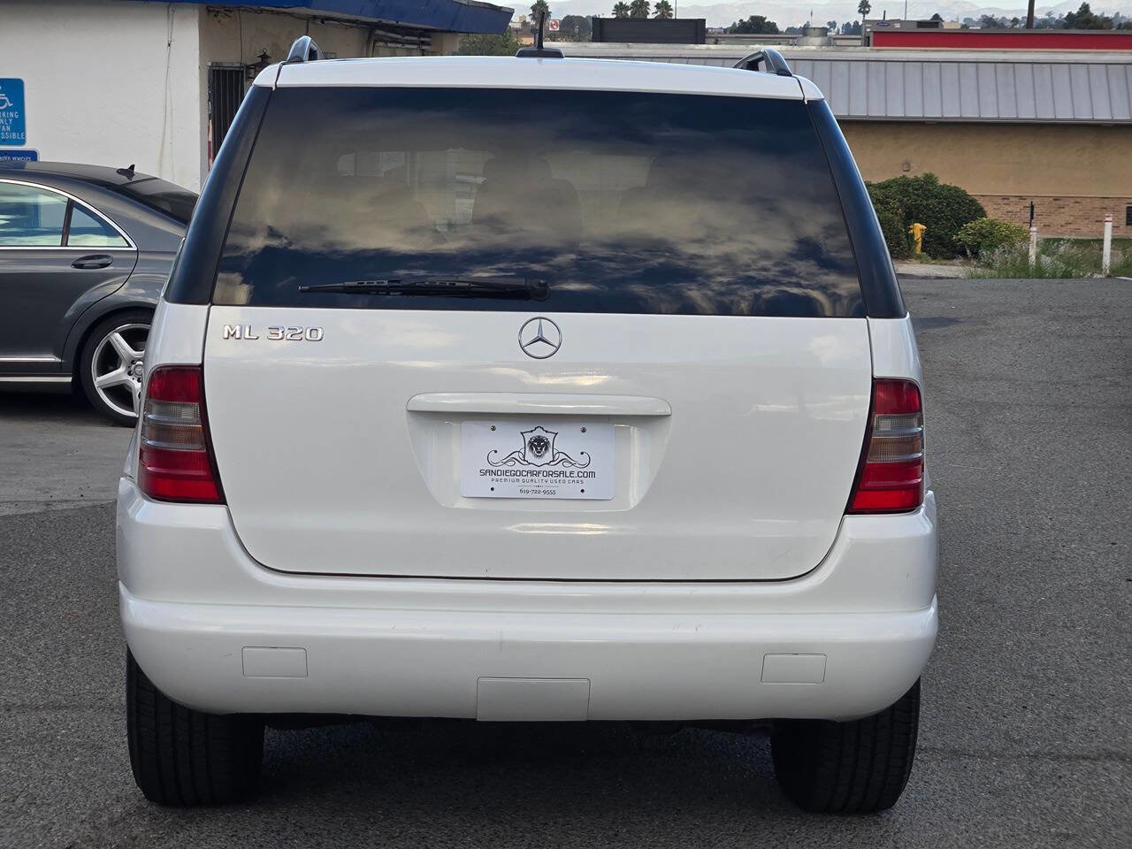 Used 2001 Mercedes-Benz ML 320 4MATIC image 15
