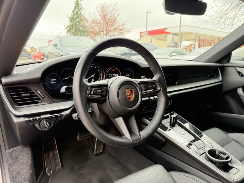 Used 2021 Porsche 911 Carrera image 12