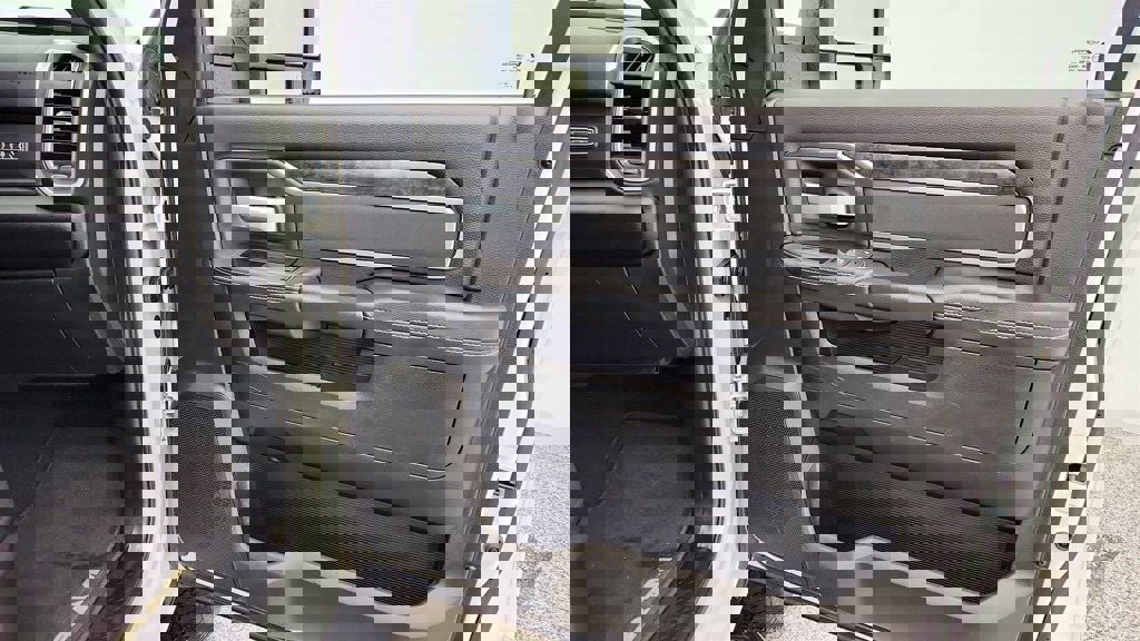 Used 2024 RAM 2500 Big Horn w/ Night Edition image 25