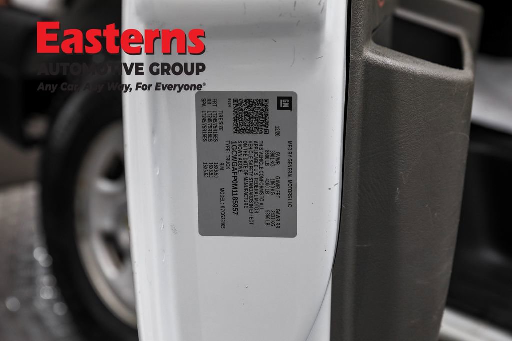 Used 2021 Chevrolet Express 2500 w/ Driver Convenience Package image 32