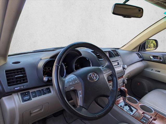 Used 2008 Toyota Highlander Limited AWD/4WD image 10
