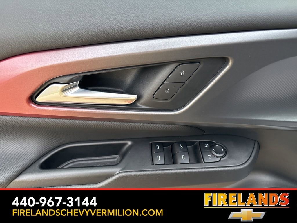 New 2025 Chevrolet Equinox EV RS image 14