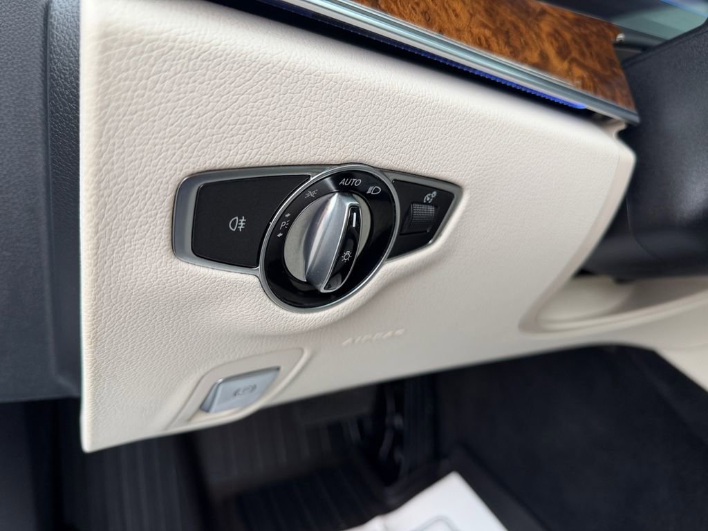 Certified 2020 Mercedes-Benz E 350 Sedan image 23