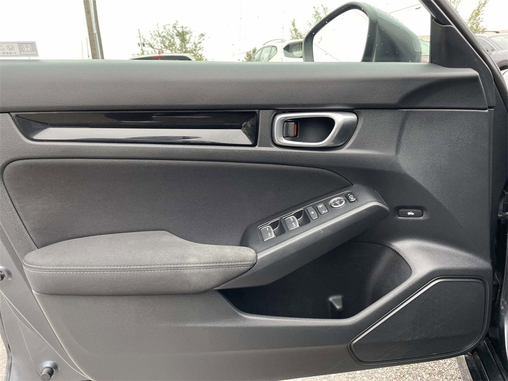 Used 2023 Honda Civic EX image 16