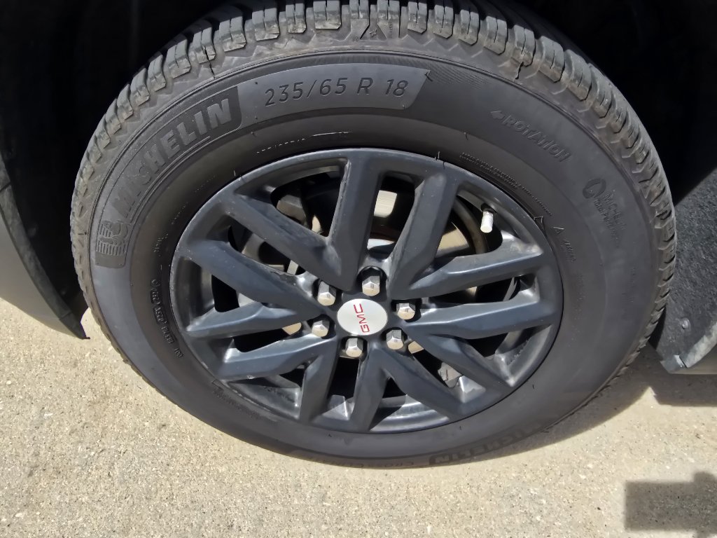Used 2018 GMC Acadia SLT AWD/4WD image 10