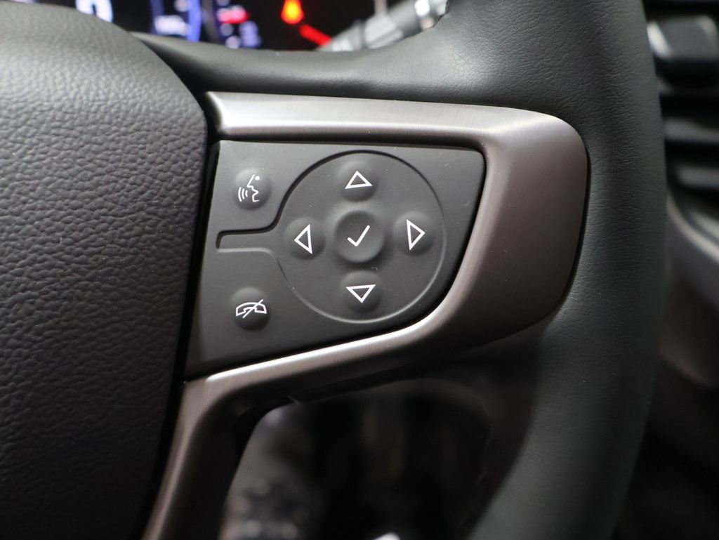 Used 2023 GMC Acadia AT4 w/ Technology Package image 42