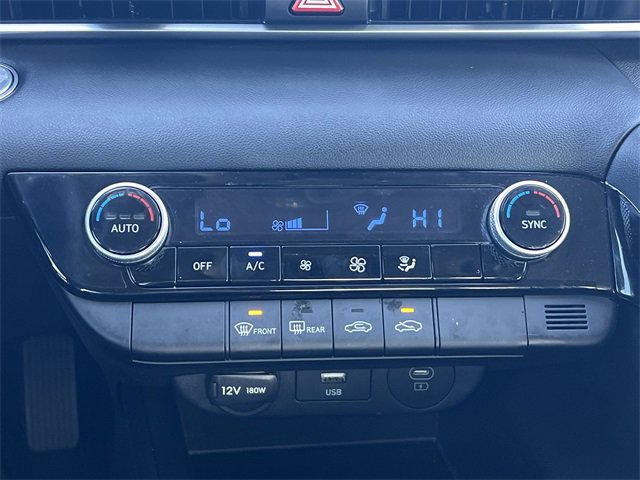 Certified 2025 Hyundai Elantra Blue image 12