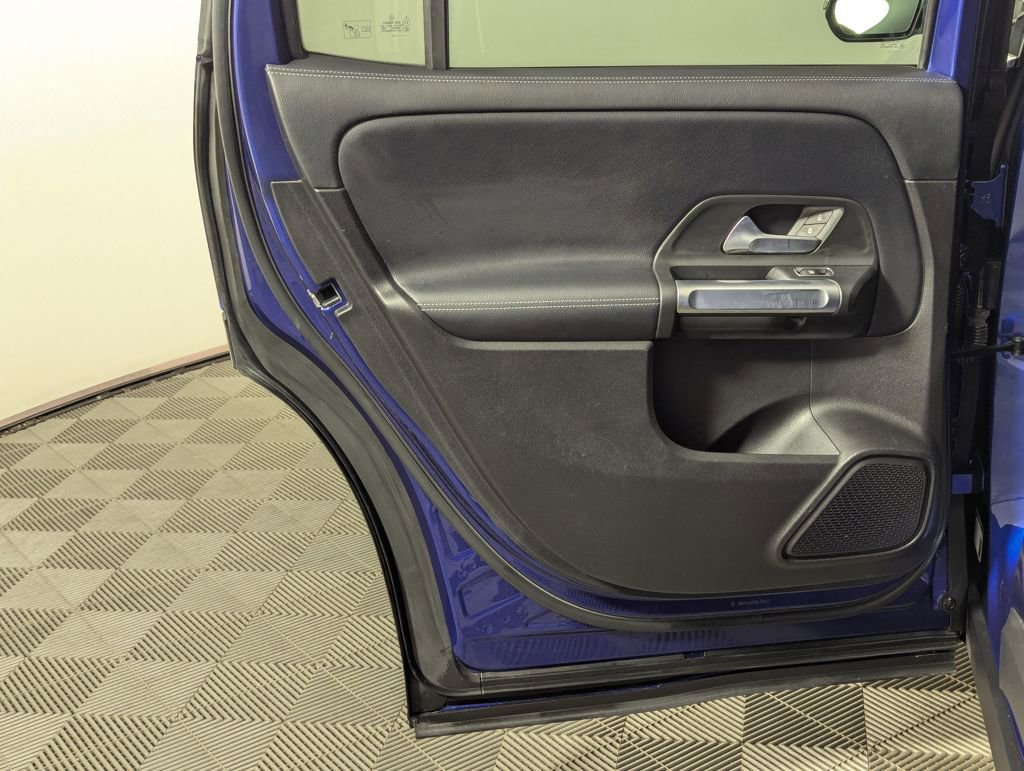 Used 2021 Mercedes-Benz GLB 250 image 55