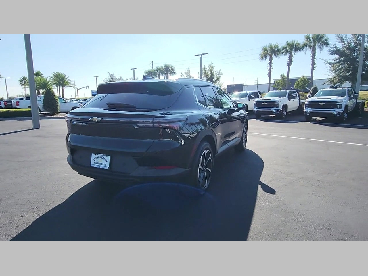 New 2026 Chevrolet Equinox EV LT AWD/4WD image 20