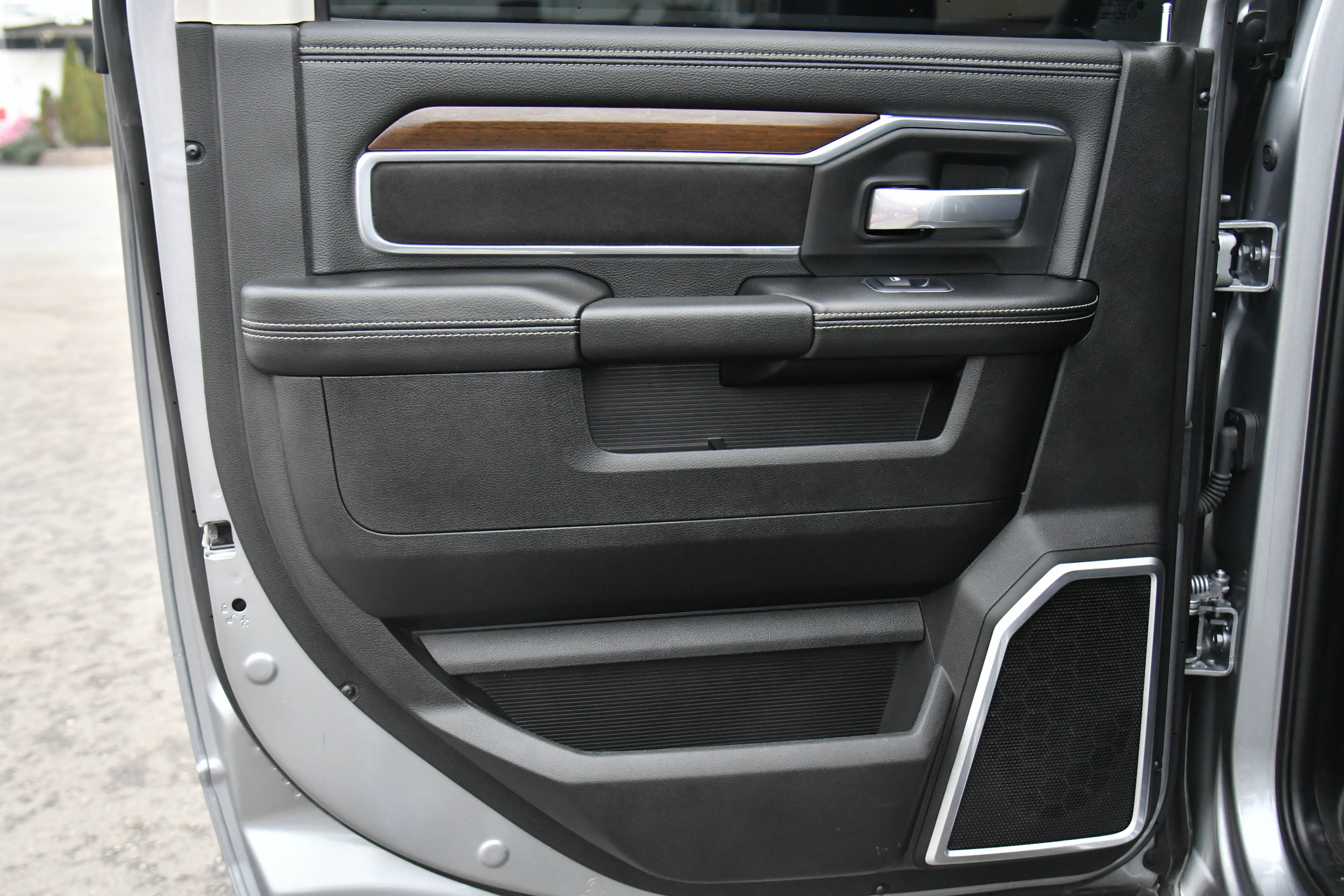 Used 2024 RAM 2500 Laramie image 42