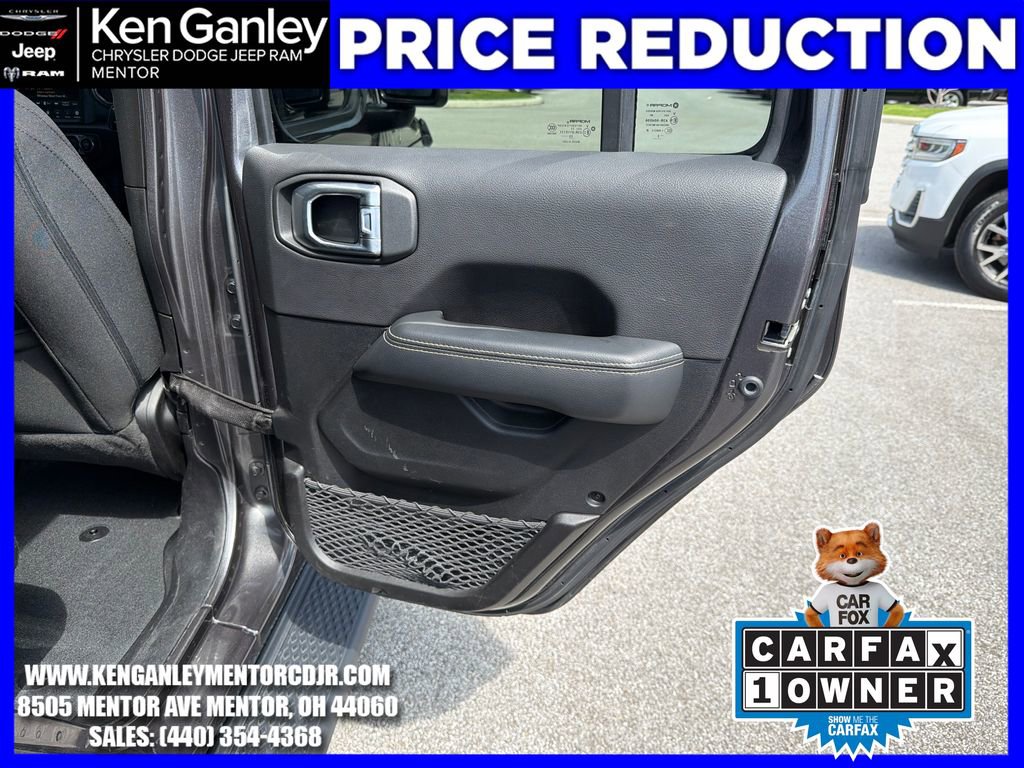 Used 2022 Jeep Gladiator Overland w/ Trailer Tow Package AWD/4WD image 22