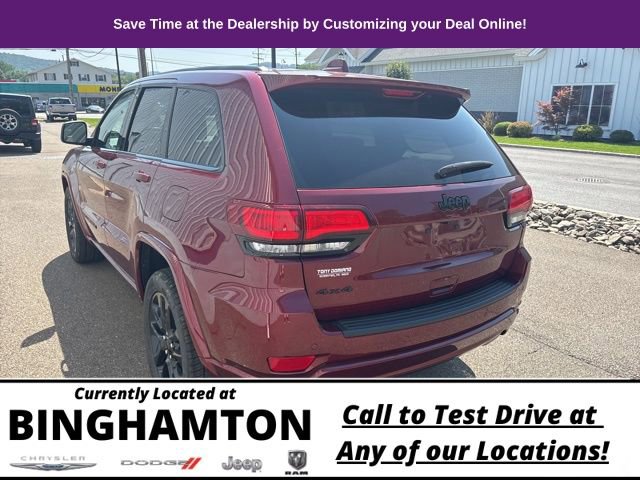 Used 2022 Jeep Grand Cherokee Laredo X image 5