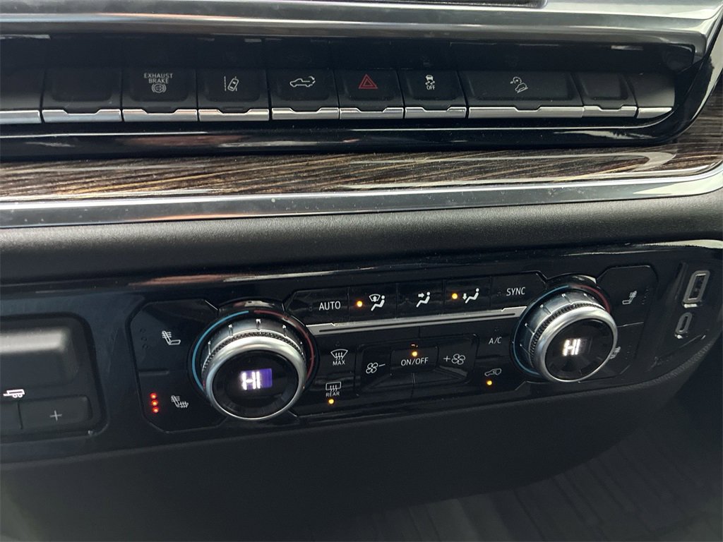 Used 2025 GMC Sierra 2500 SLE w/ SLE Value Package; image 17