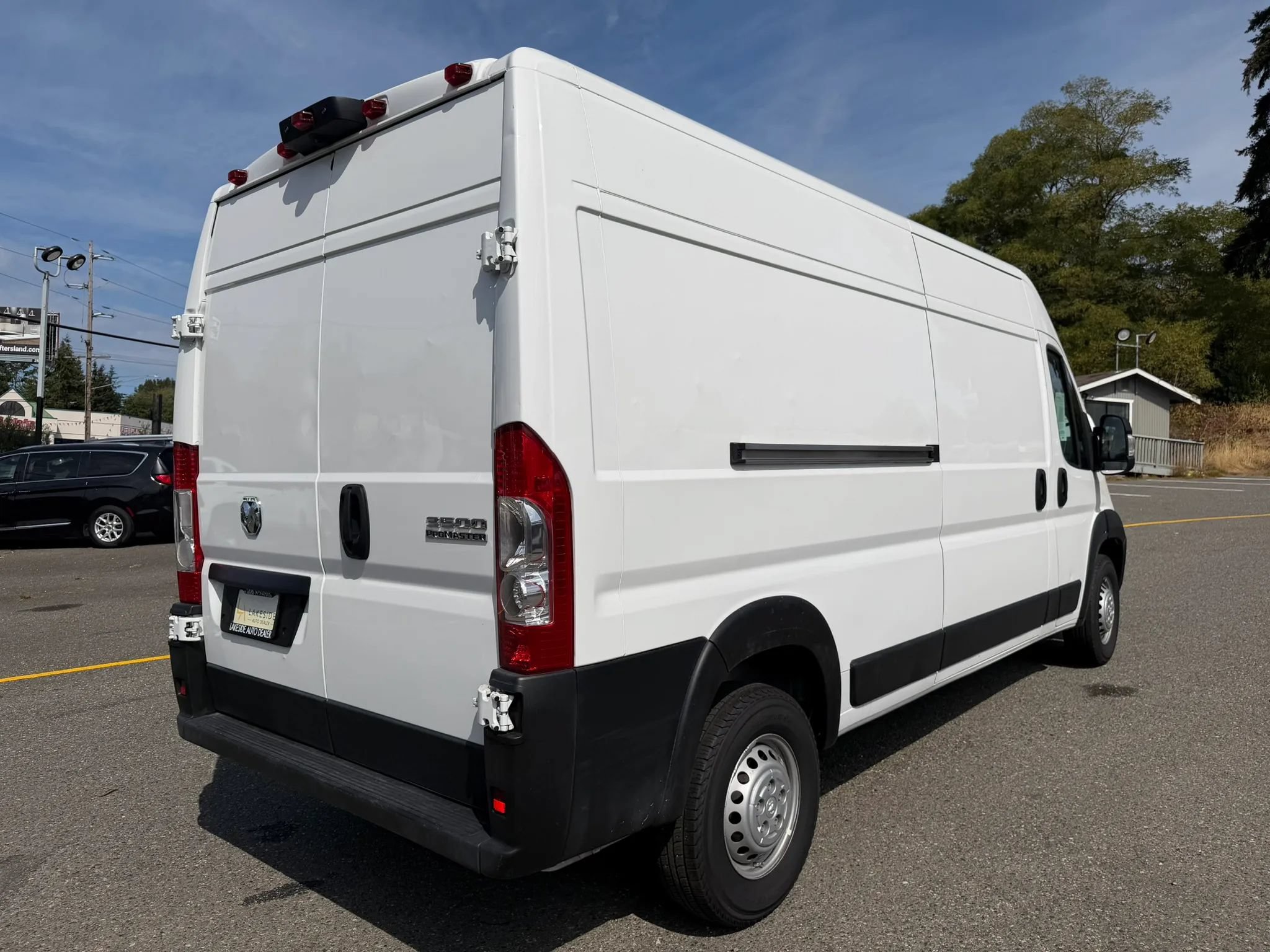 Used 2025 RAM ProMaster 3500 w/ Convenience Group FWD image 6