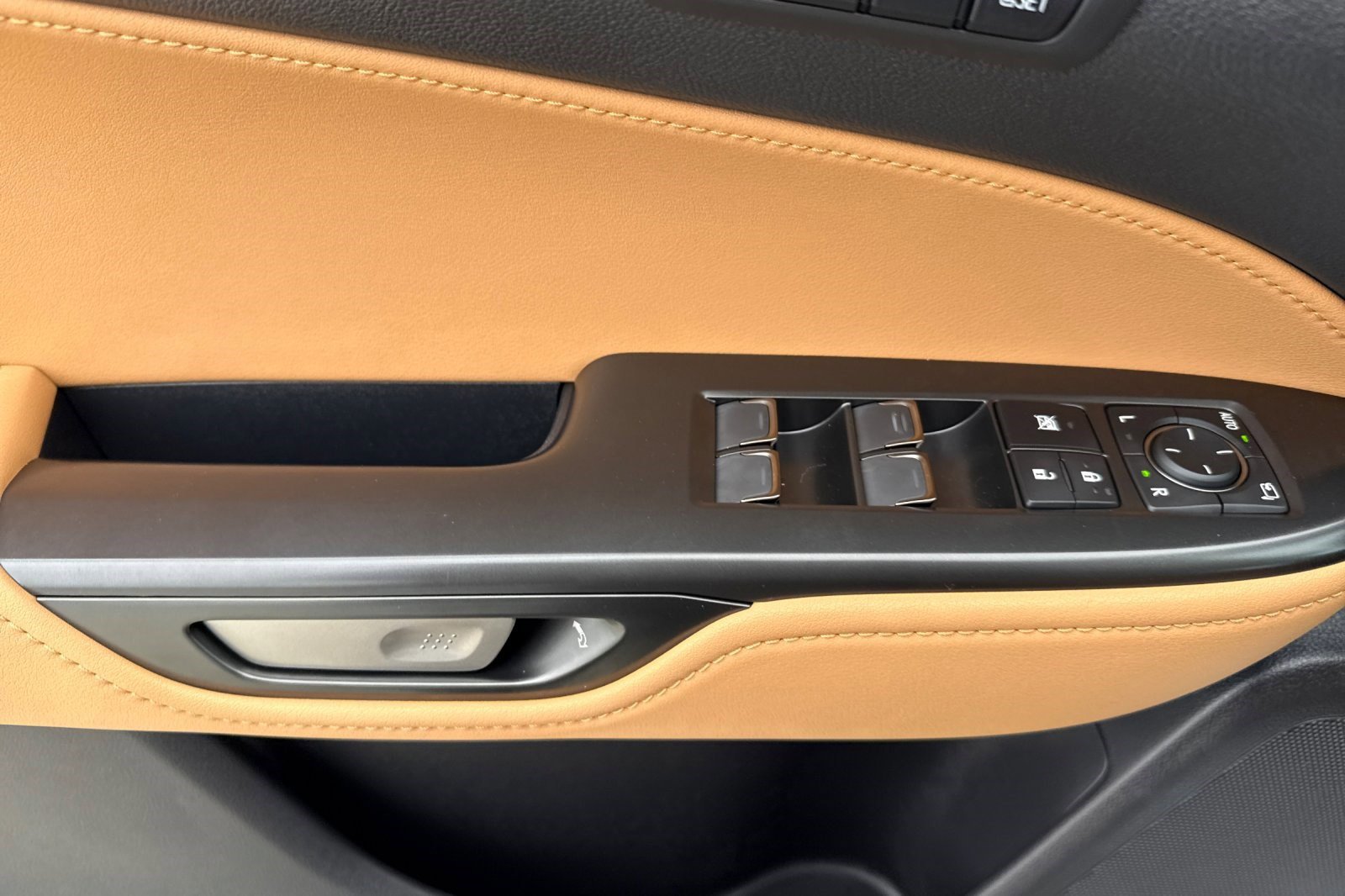 New 2026 Lexus NX 450h+ AWD w/ Luxury Package image 13