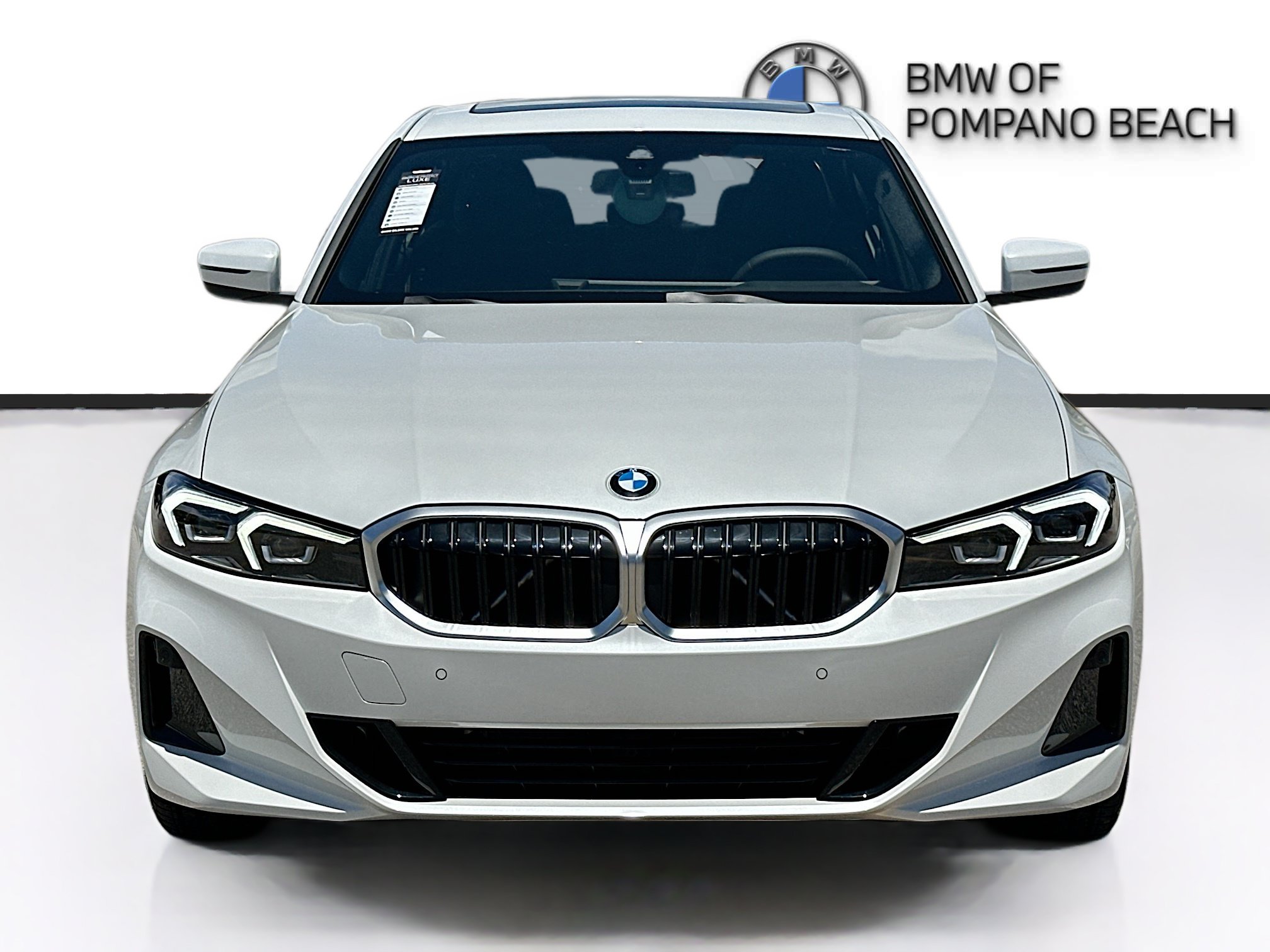 New 2025 BMW 330i Sedan w/ Premium Package RWD image 2