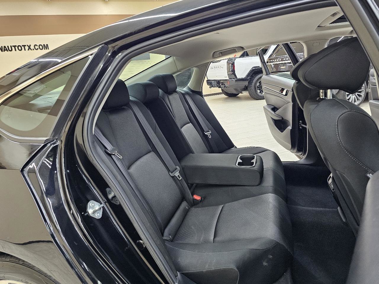 Used 2021 Honda Accord EX image 21
